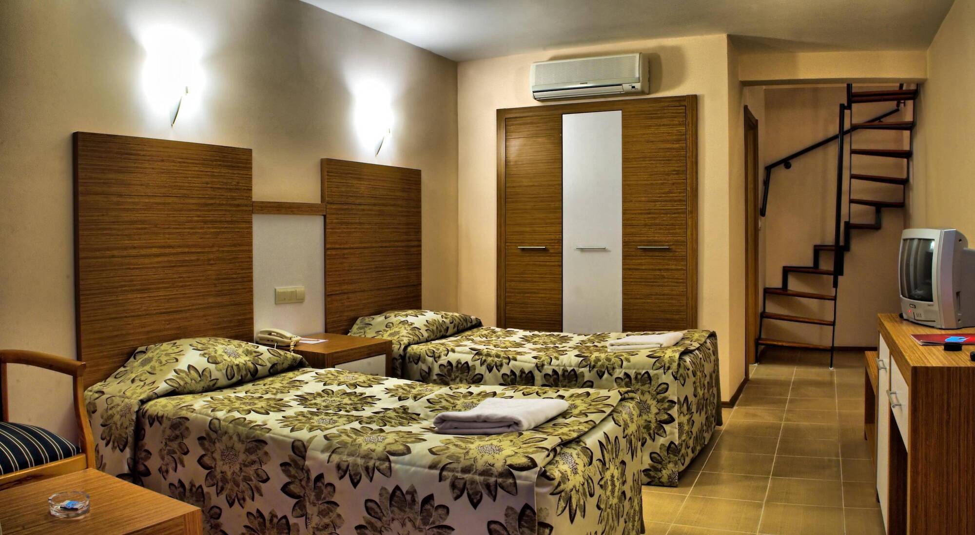 Omer Holiday Resort Kusadası Esterno foto
