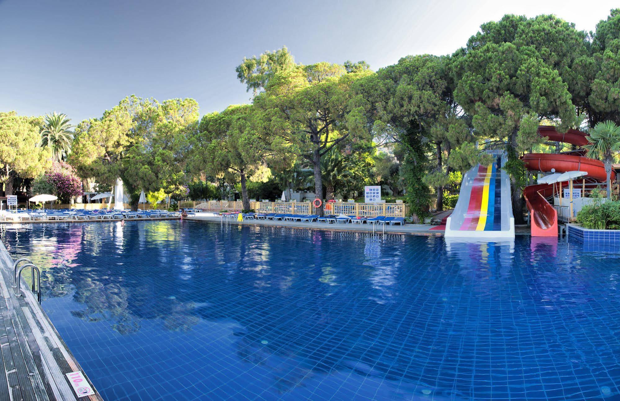 Omer Holiday Resort Kusadası Esterno foto